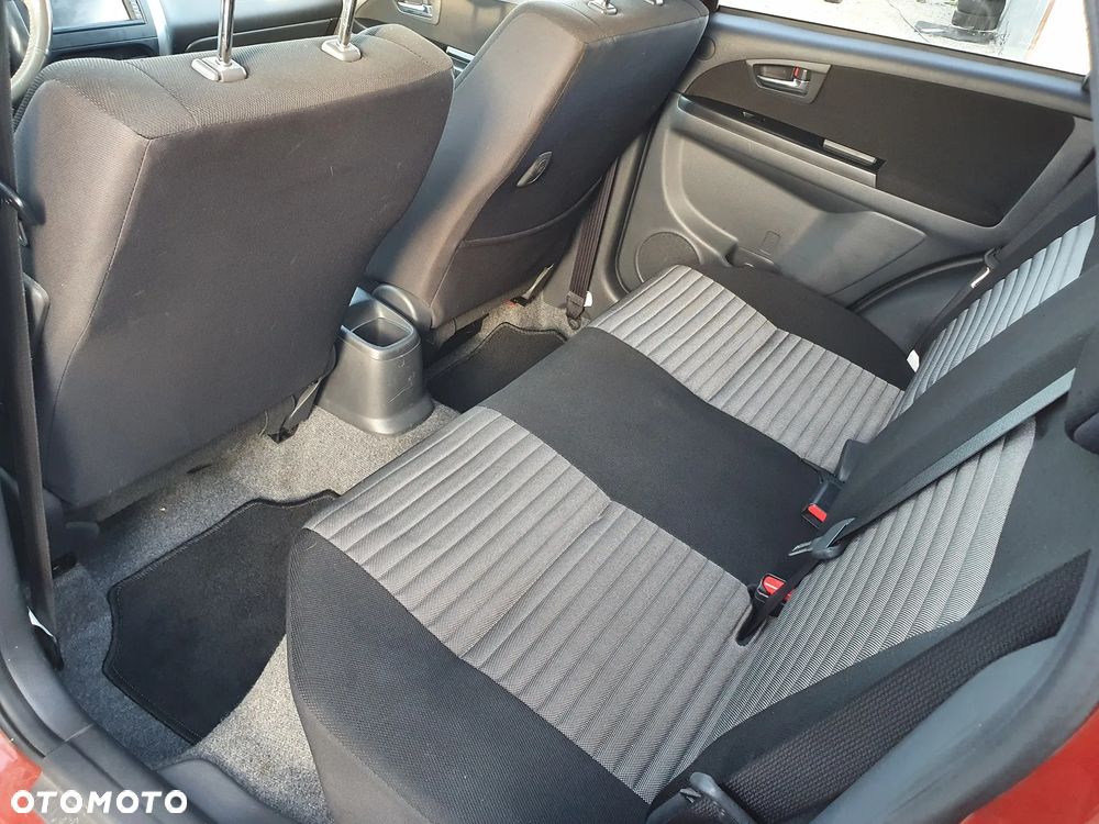 Suzuki SX4 1.6 VVT 4x2 City - 11