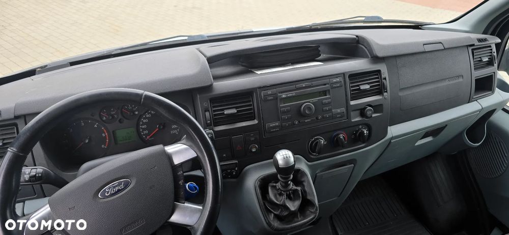 Ford Transit Sportvan - 16