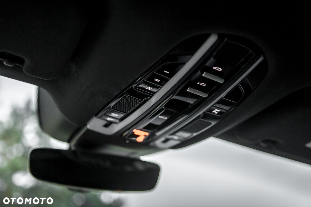 Porsche Panamera 4 GPF Executive - 22