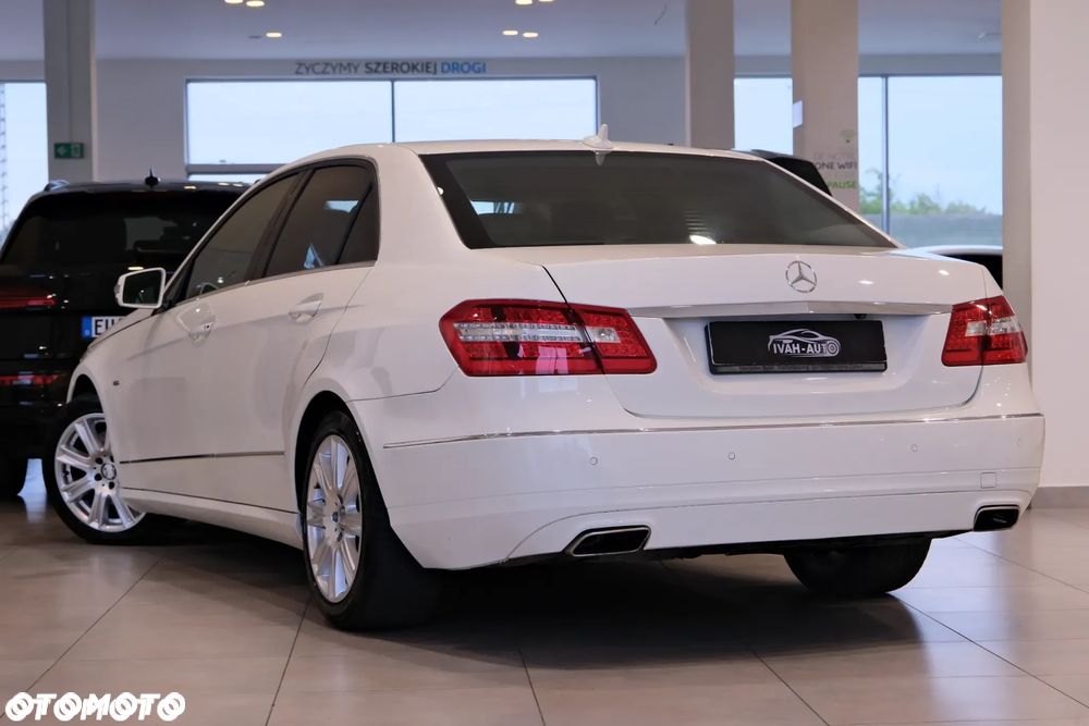 Mercedes-Benz Klasa E 350 CDI DPF BlueEFFICIENCY 7G-TRONIC Avantgarde - 12