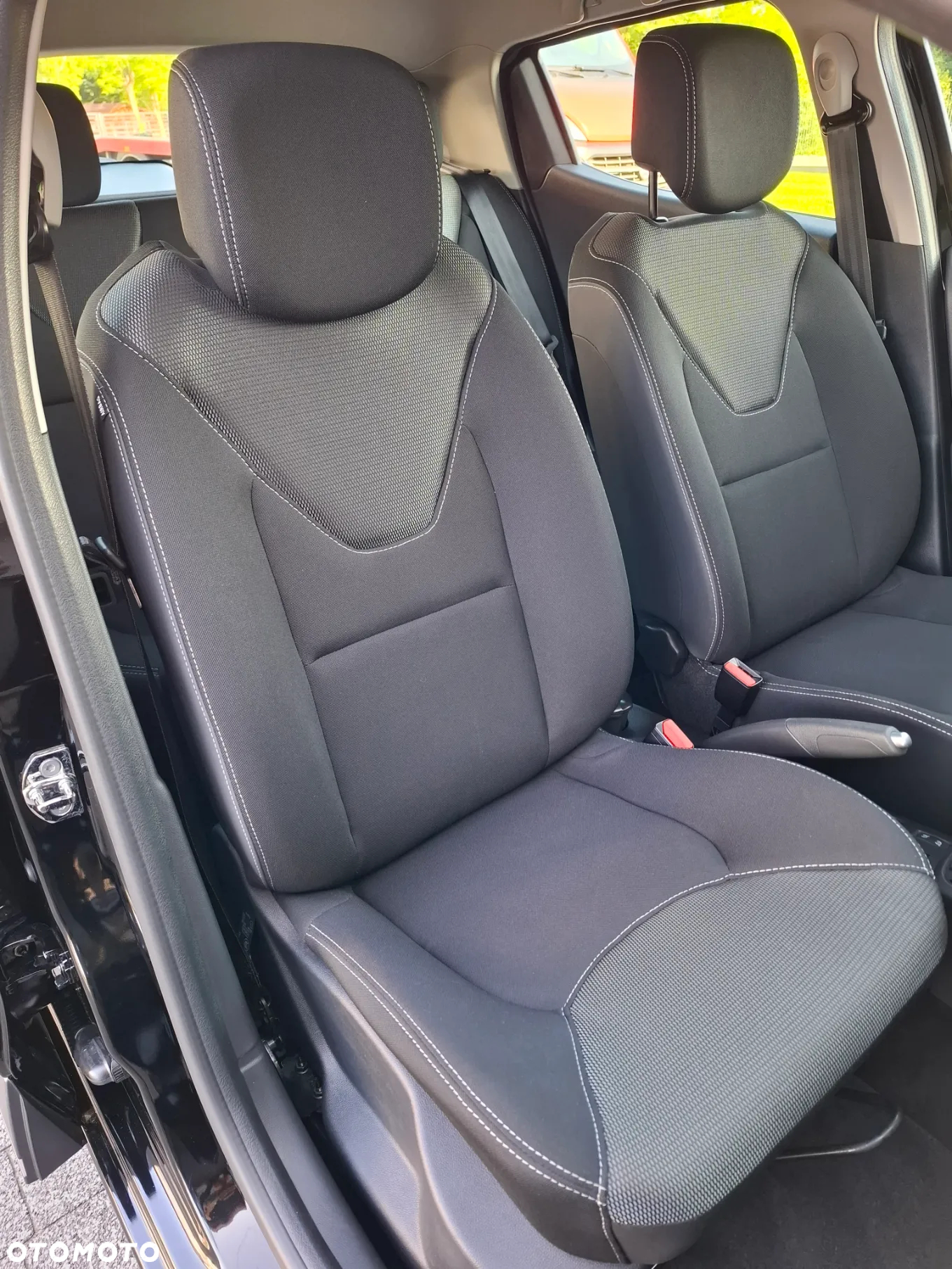 Renault Clio 0.9 TCe Limited - 25
