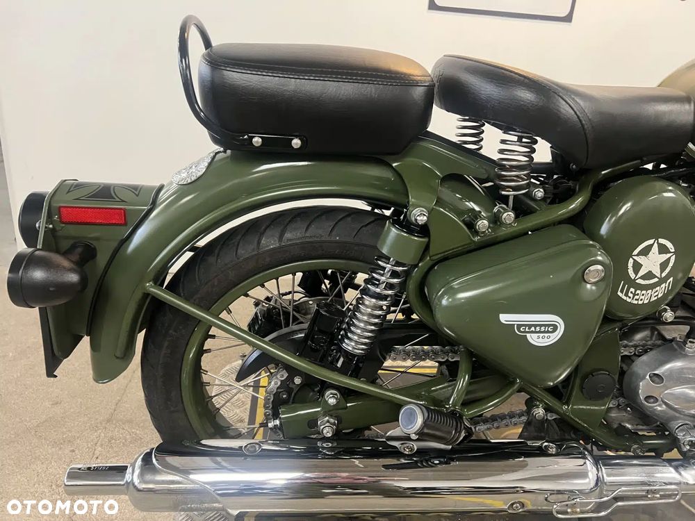 Royal Enfield Classic - 14