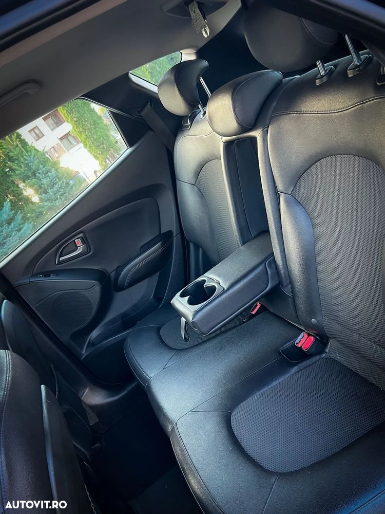Hyundai ix35 2.0 CRDI 4WD Automatik Style - 8