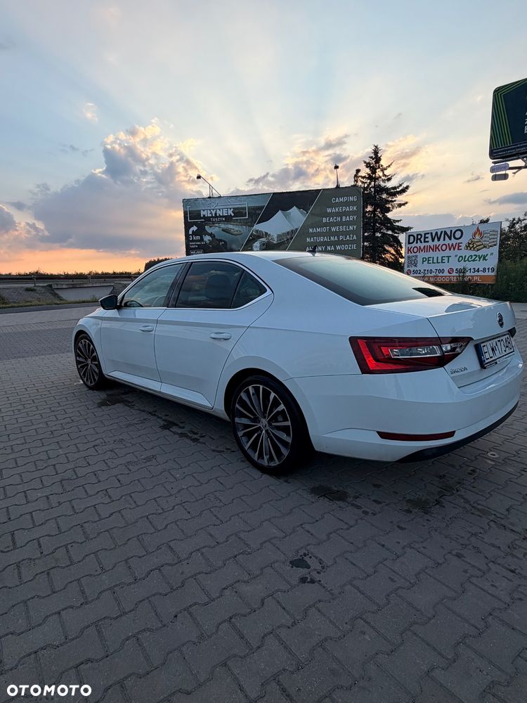 Skoda Superb 2.0 TDI SCR L&K DSG - 1