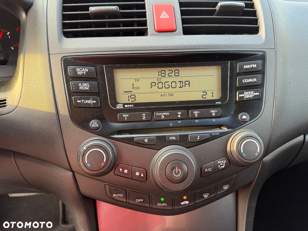 Honda Accord 2.0 Comfort - 8