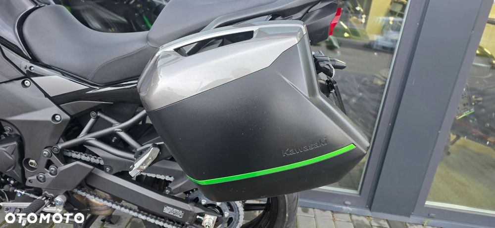 Kawasaki Versys 1100 SE - 33