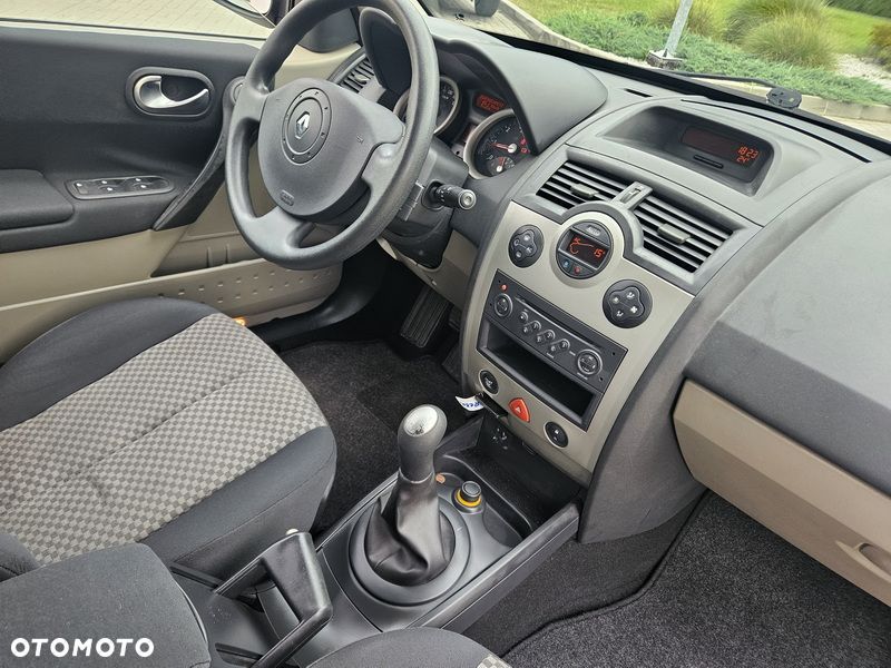 Renault Megane 1.6 16V Authentique - 19
