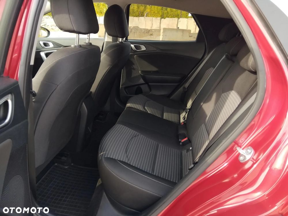 Kia XCeed 1.5 T-GDI M DCT - 22