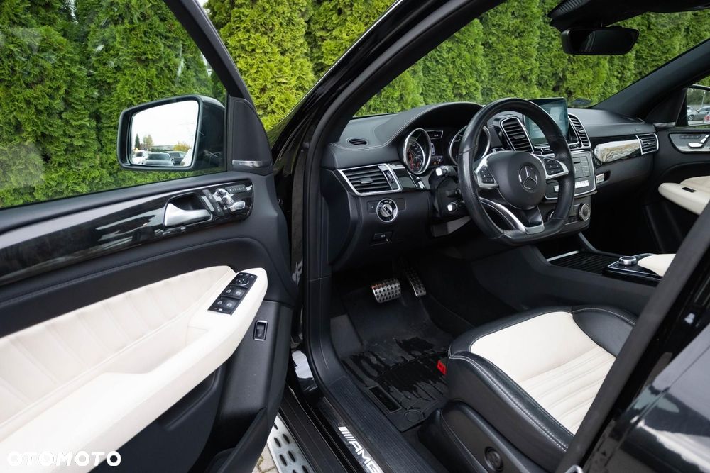 Mercedes-Benz GLE - 9