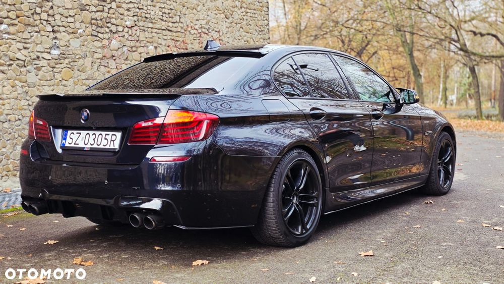 BMW Seria 5 520d - 25