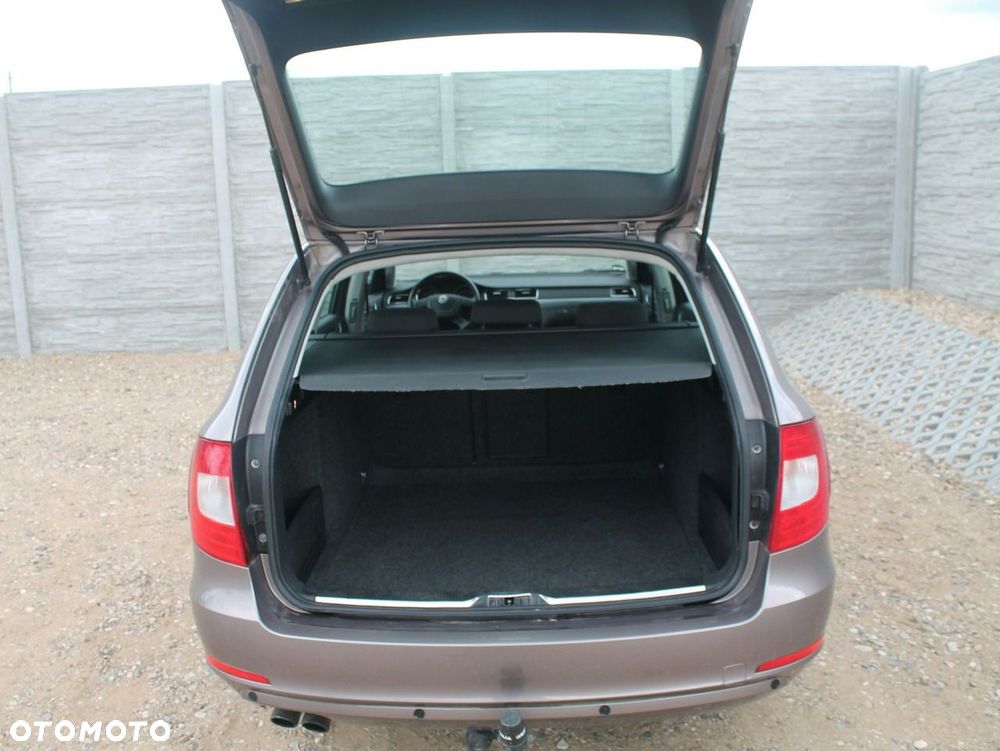 Skoda Superb - 28
