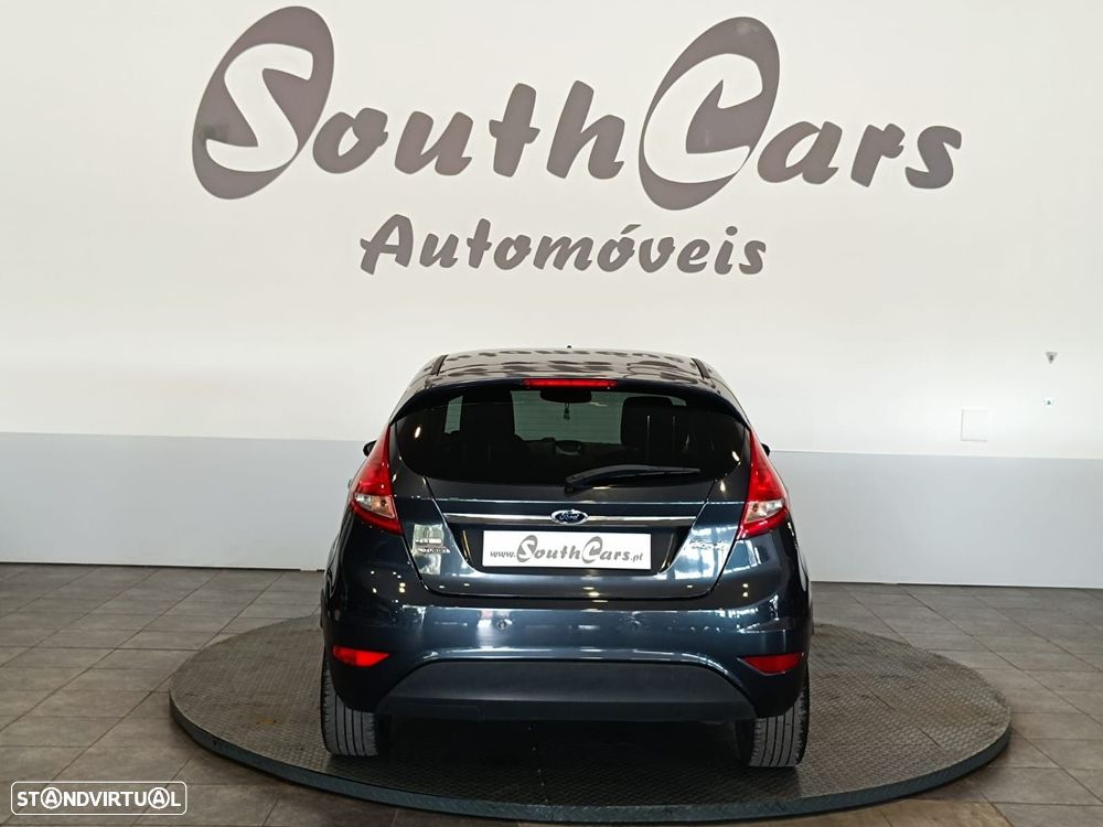 Ford Fiesta 1.6 TDCI ECOnetic - 4