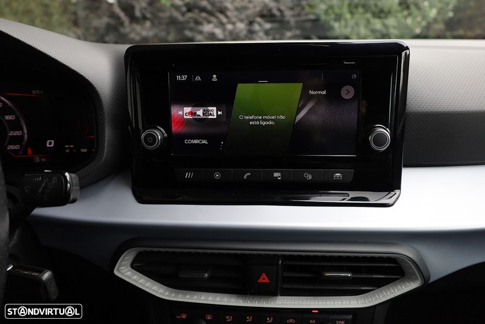 SEAT Arona 1.0 TSI FR - 29