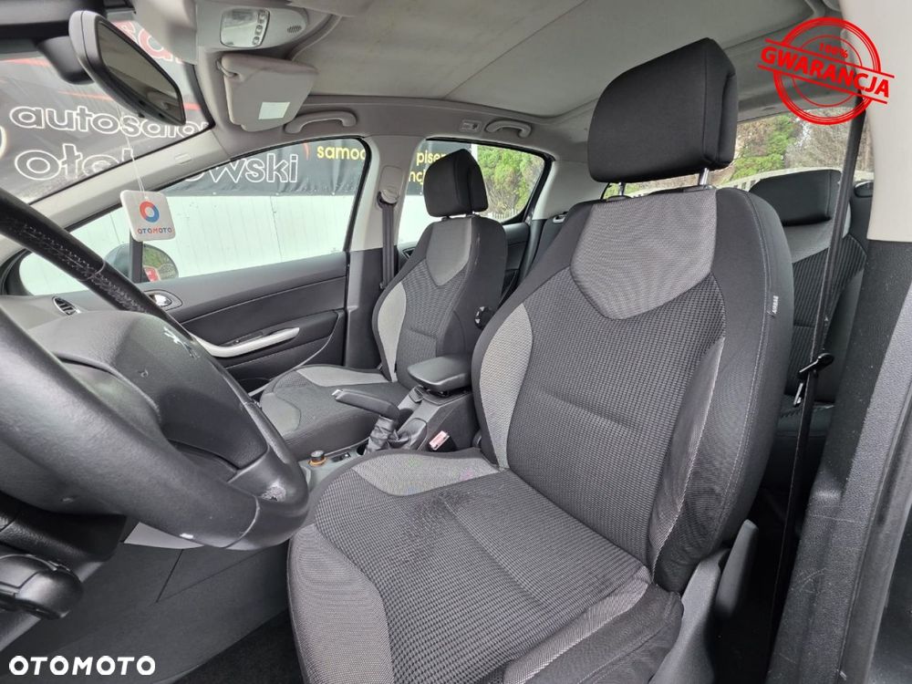 Peugeot 308 1.6 Premium - 19