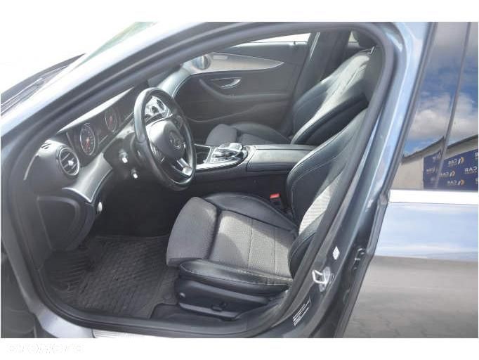 Mercedes-Benz Klasa E - 14