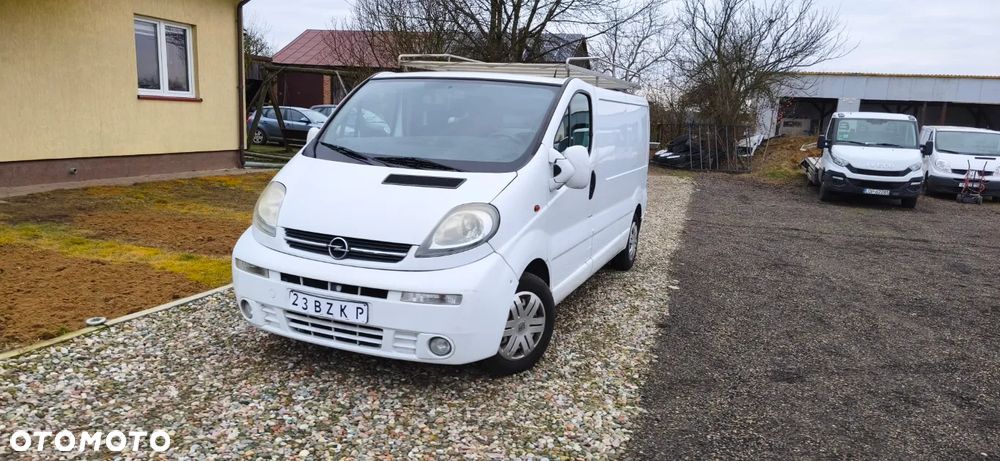 Opel VIVARO - 17