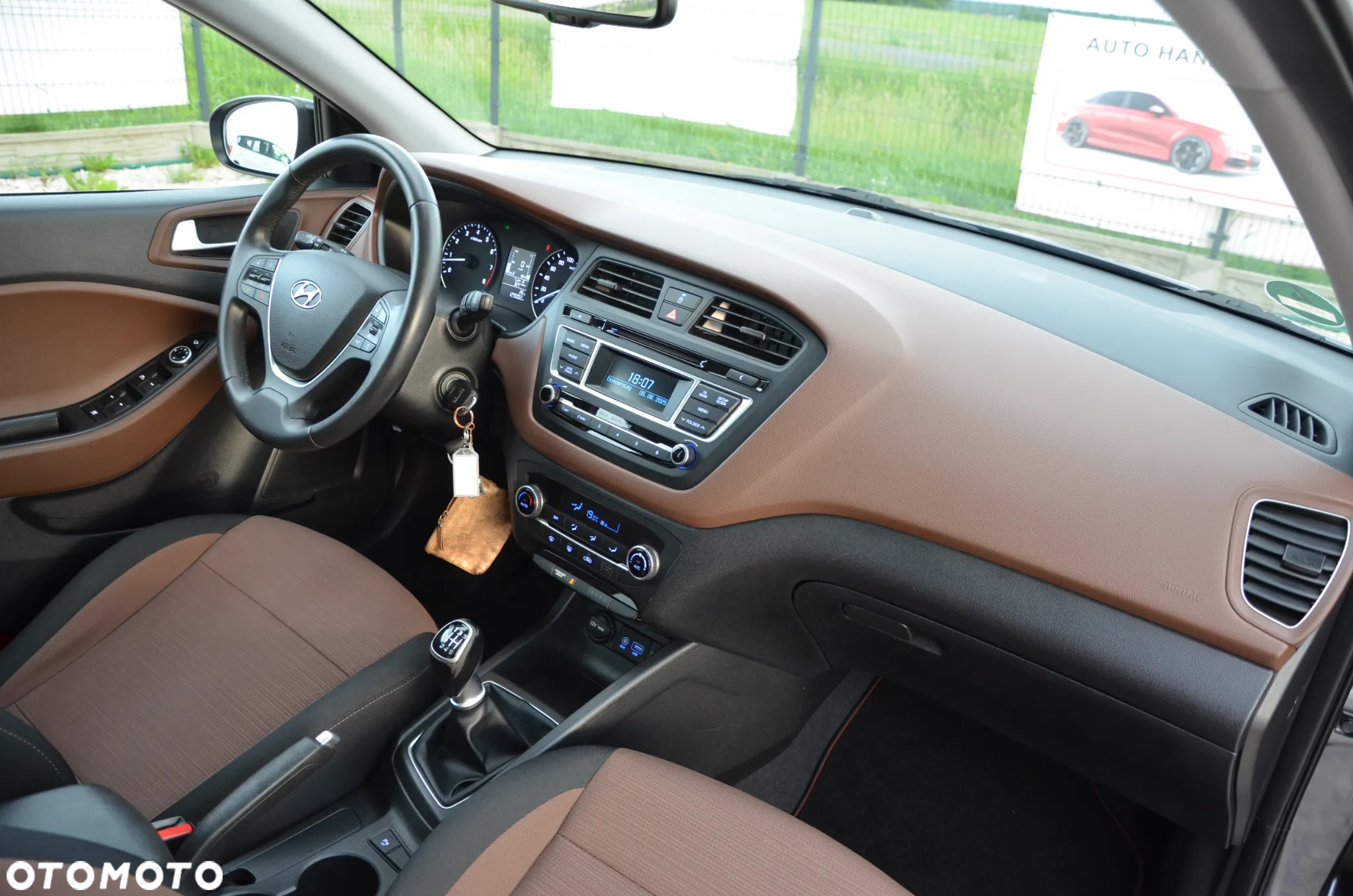 Hyundai i20 1.4 Premium - 23