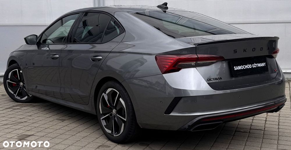 Skoda Octavia 2.0 TSI RS DSG - 9