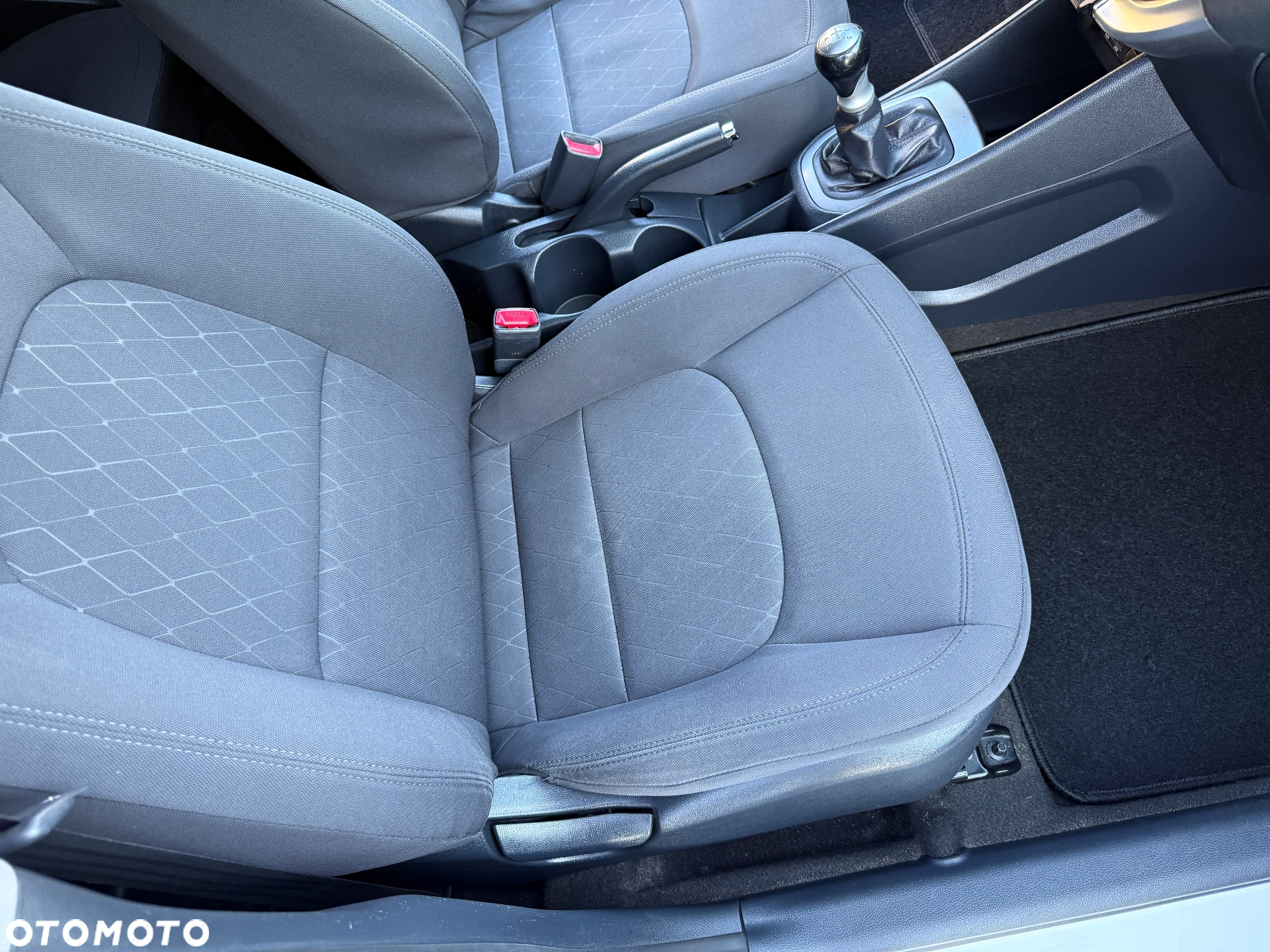 Kia Rio 1.2 Business Line - 18