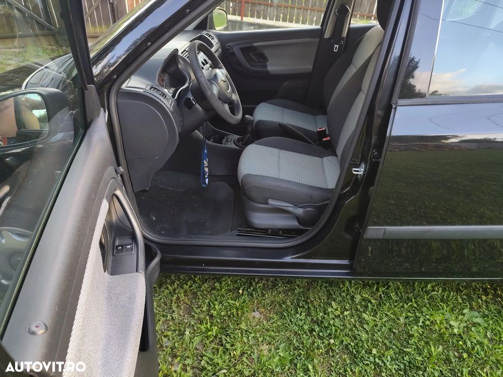 Skoda Fabia 1.2 HTP Ambition - 5