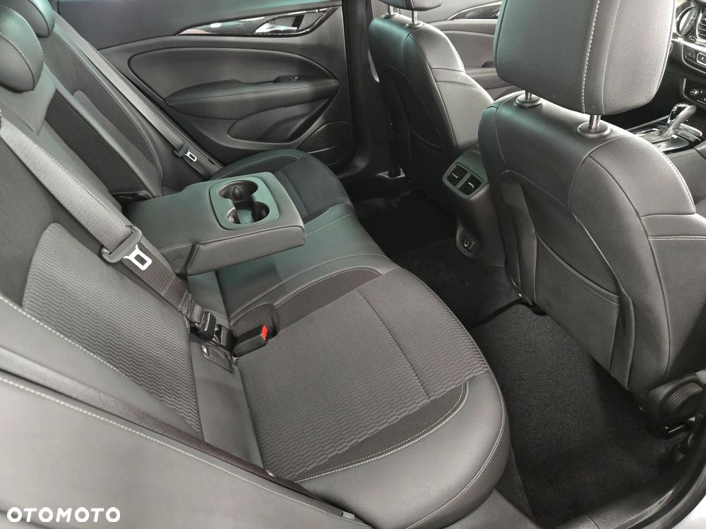 Opel Insignia 2.0 CDTI 4x4 Ultimate S&S - 21