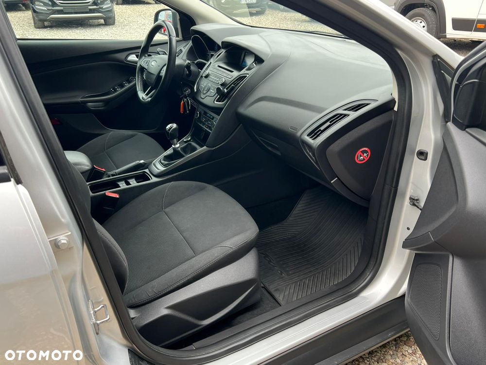 Ford Focus 1.5 TDCi Trend Sport - 12