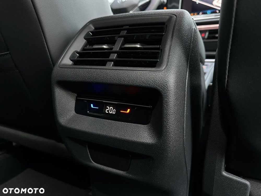 Volkswagen Tiguan - 37