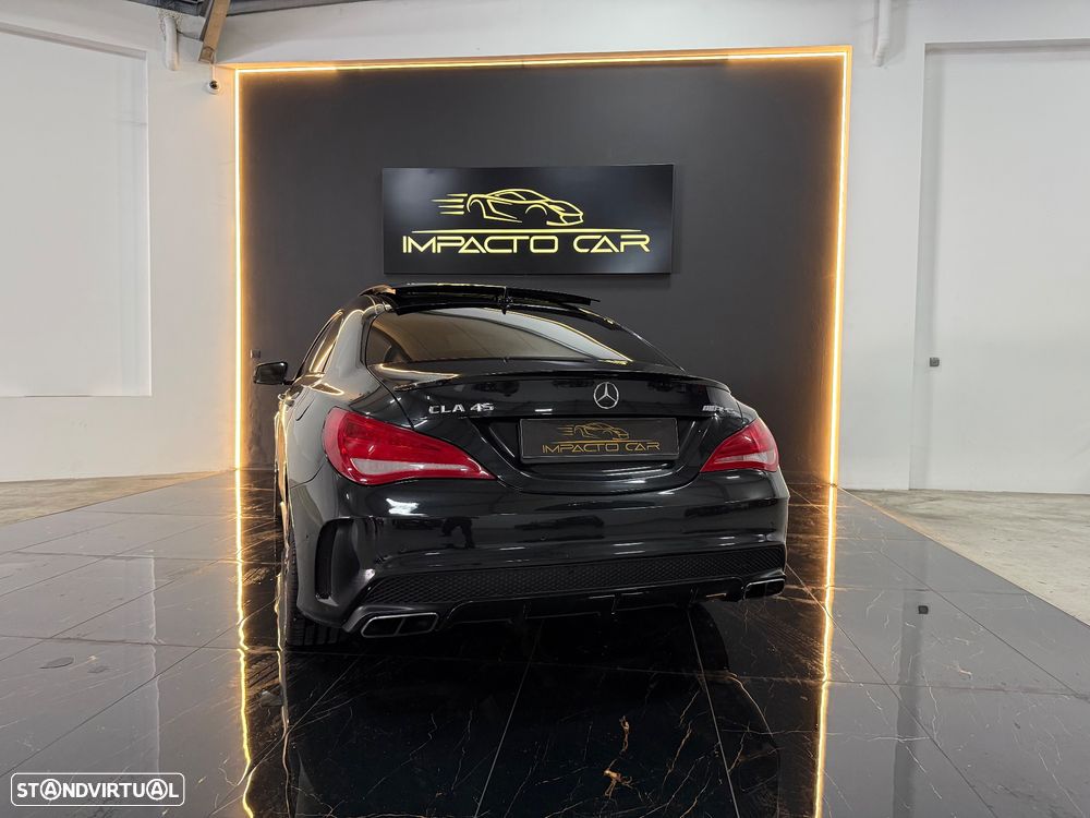 Mercedes-Benz CLA 45 AMG 4Matic 7G-DCT - 12
