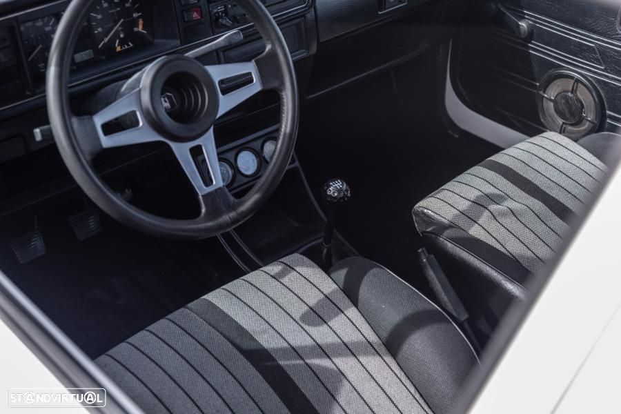 VW Golf - 33