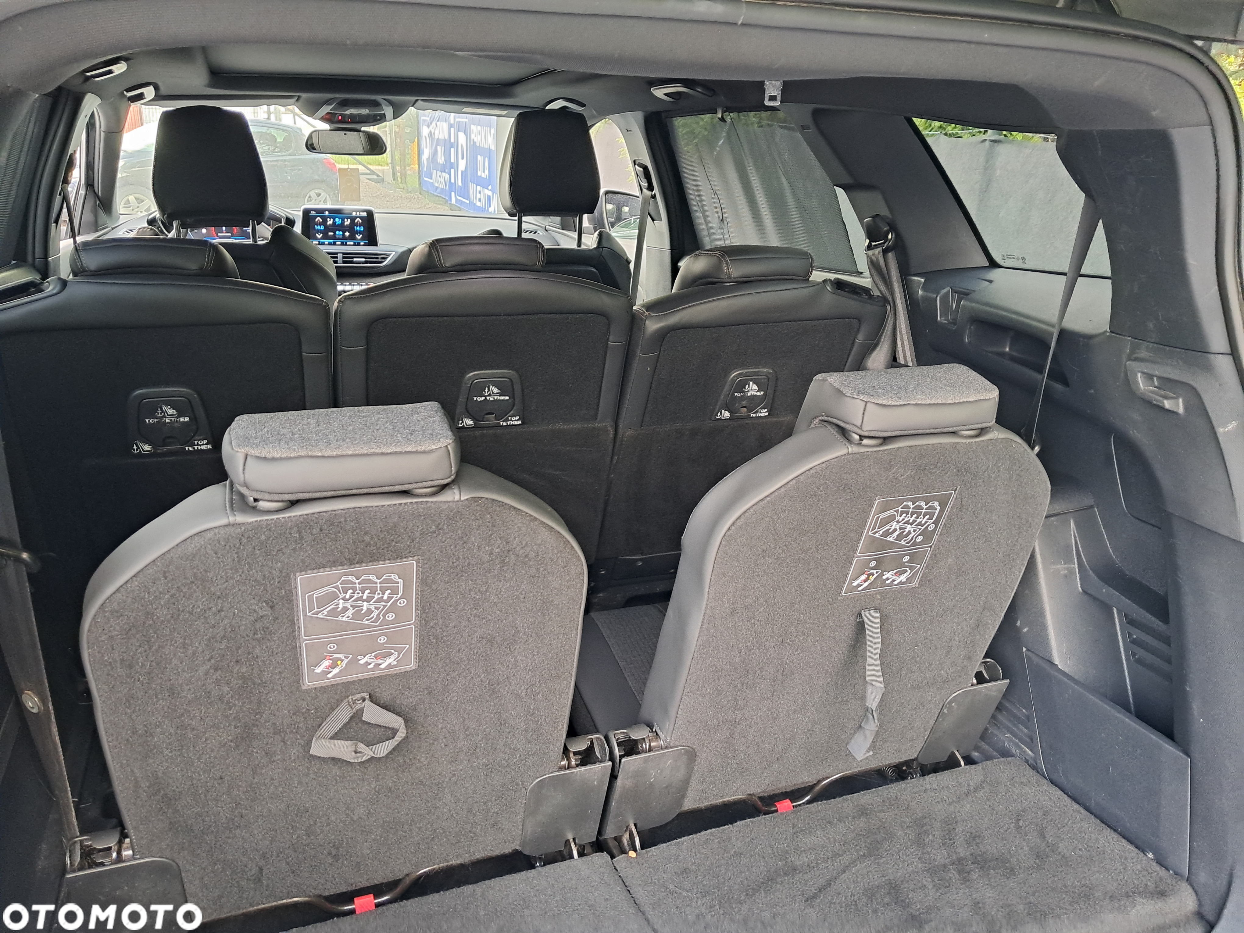 Peugeot 5008 - 10