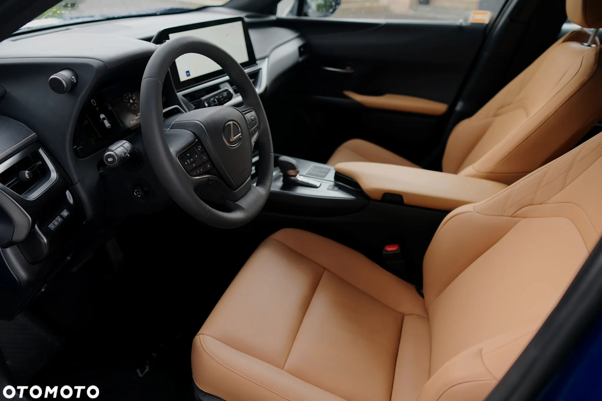 Lexus UX - 27