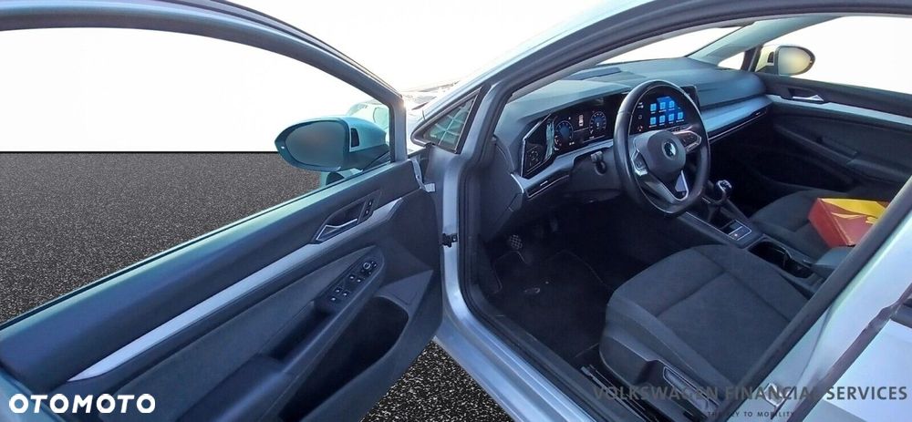 Volkswagen Golf Variant - 11
