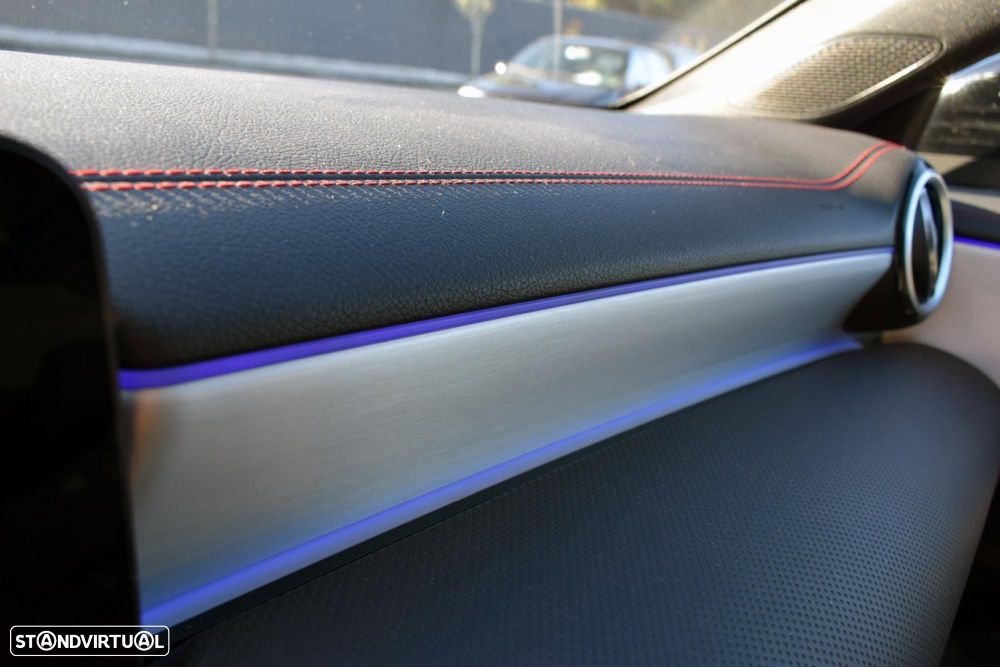 Mercedes-Benz CLA 180 d Shooting Brake AMG Line Aut. - 44