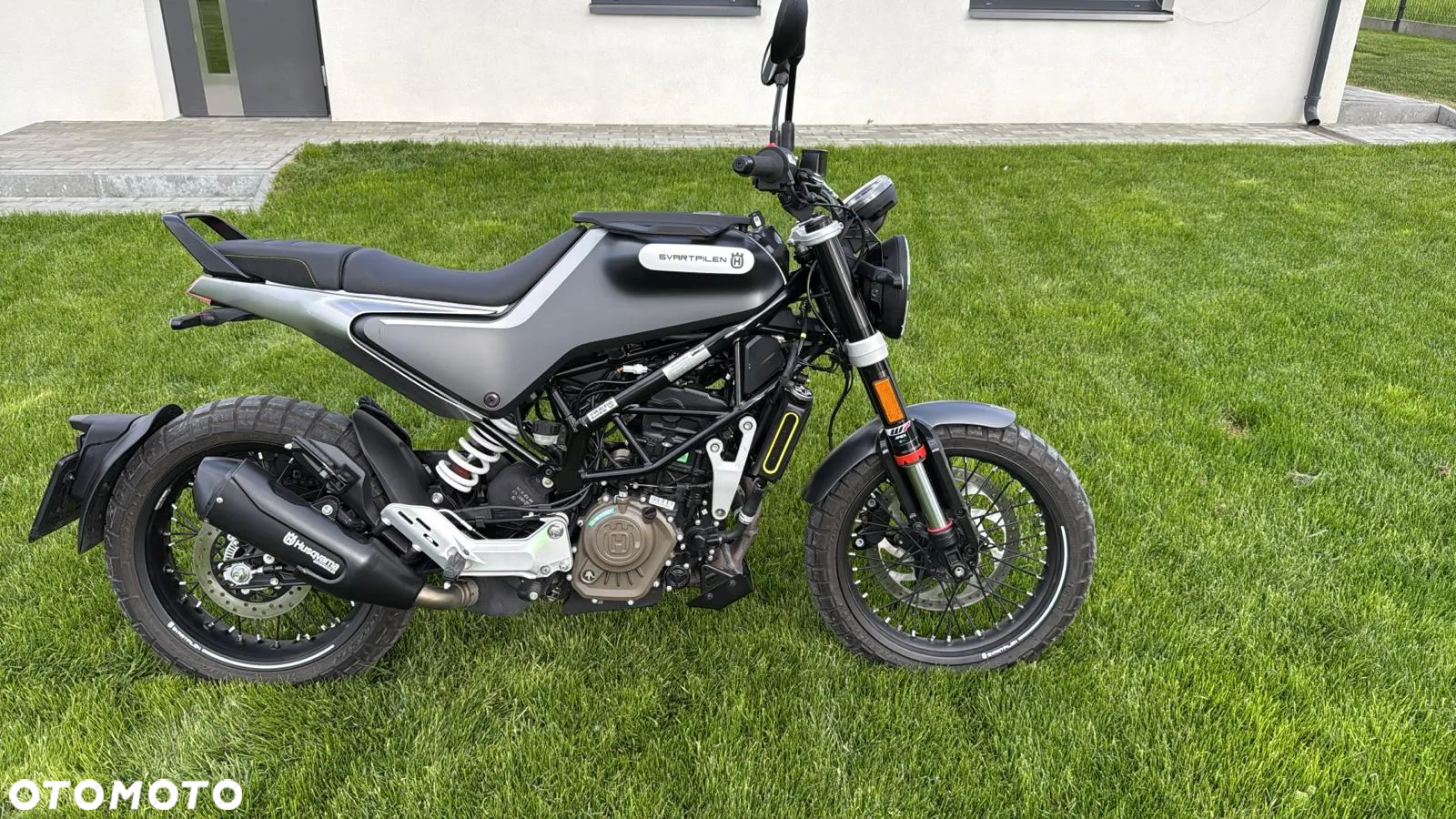 Husqvarna Svartpilen - 4