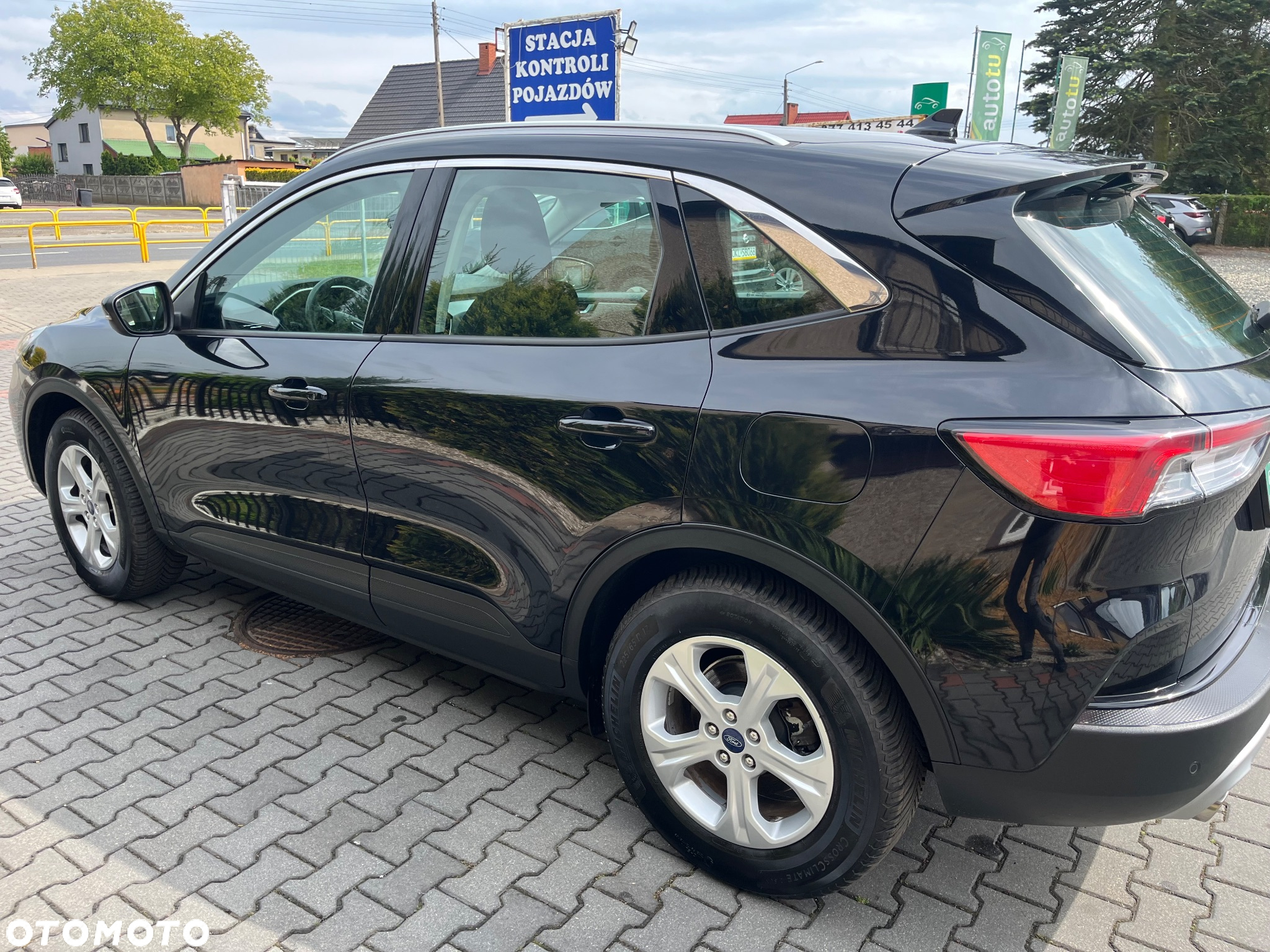 Ford Kuga 1.5 EcoBoost COOL&CONNECT - 19