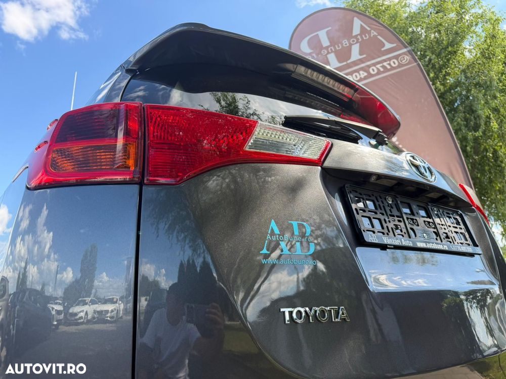 Toyota RAV4 2.0 D-4D 2WD Comfort - 17