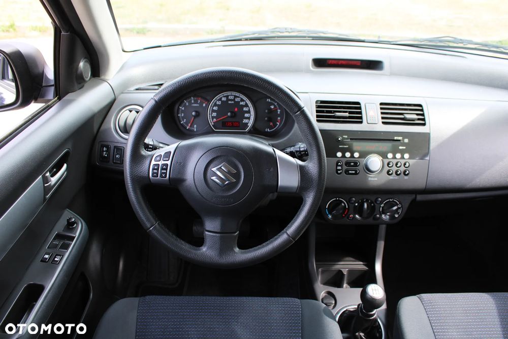 Suzuki Swift - 14
