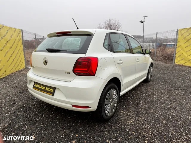 Volkswagen Polo 1.4 TDI CR Comfortline - 4