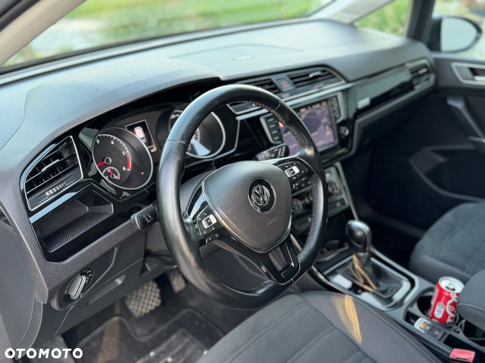 Volkswagen Touran 2.0 TDI SCR (BlueMotion Technology) DSG Highline - 14
