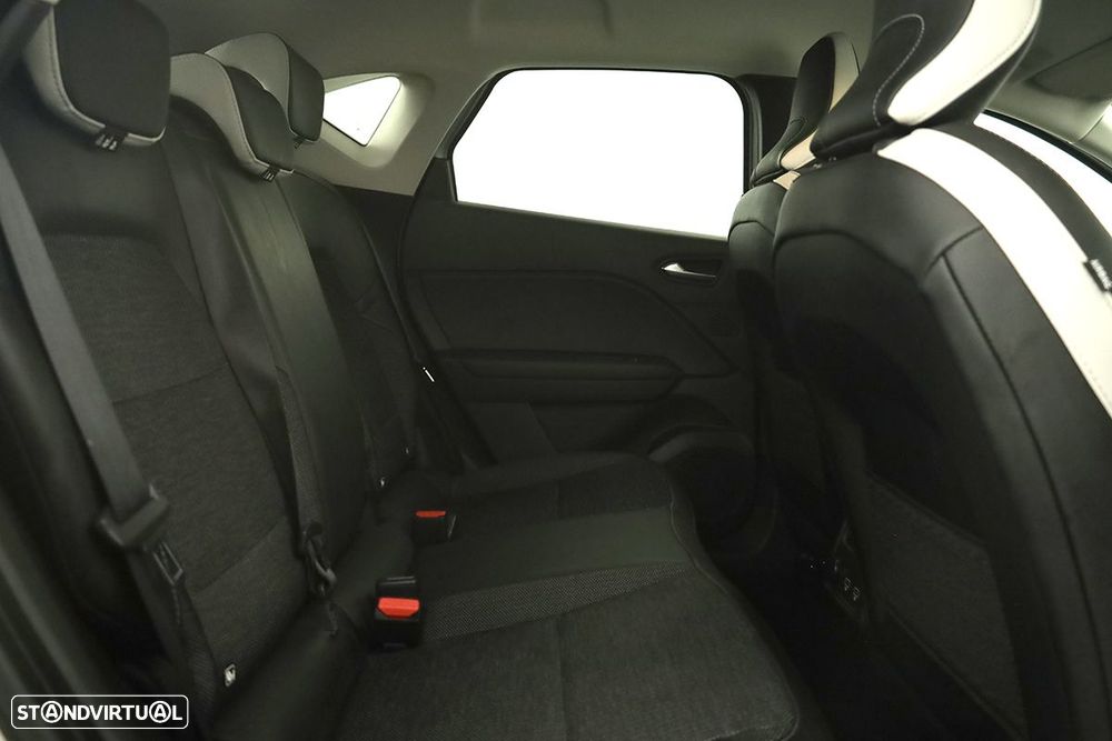 Renault Captur 1.0 TCe Techno Bi-Fuel - 24