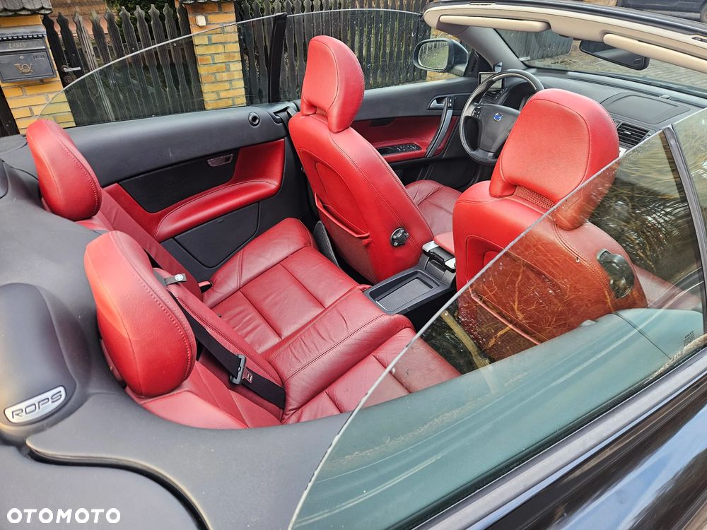 Volvo C70 D3 Momentum - 13