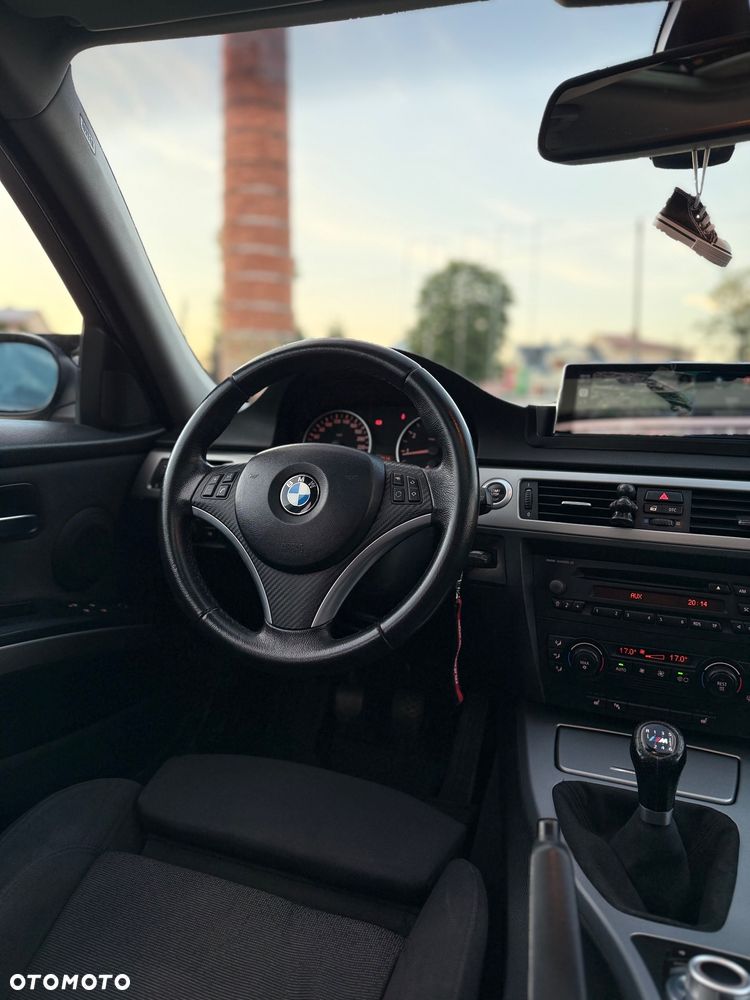 BMW Seria 3 - 10