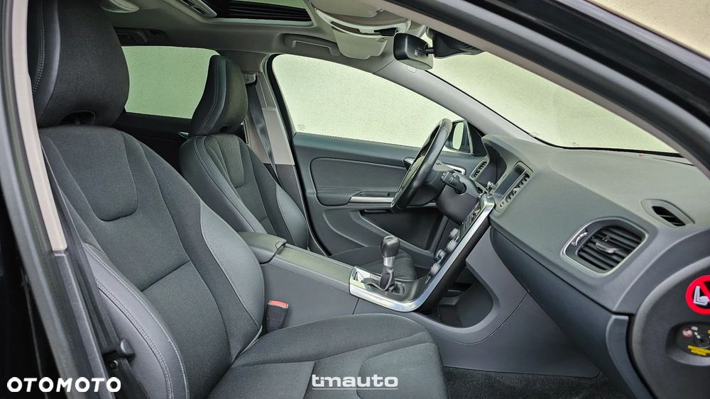 Volvo V60 T4 Kinetic - 8