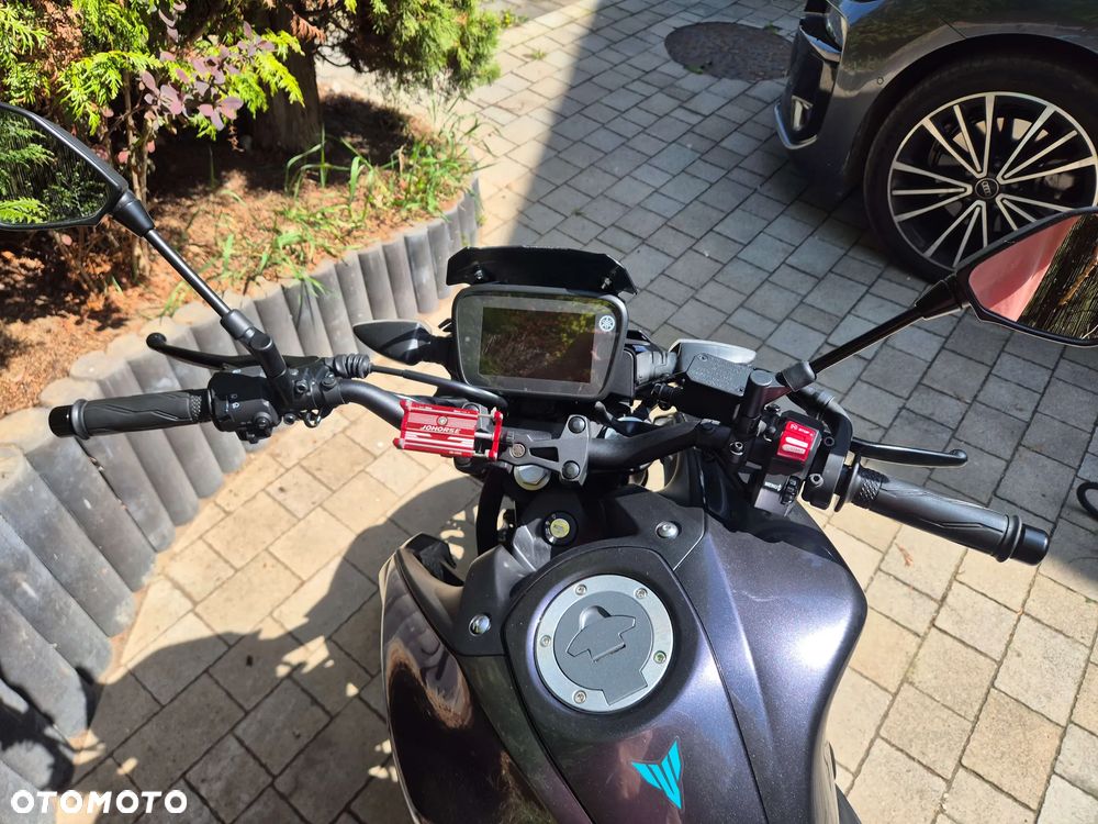 Yamaha MT - 5