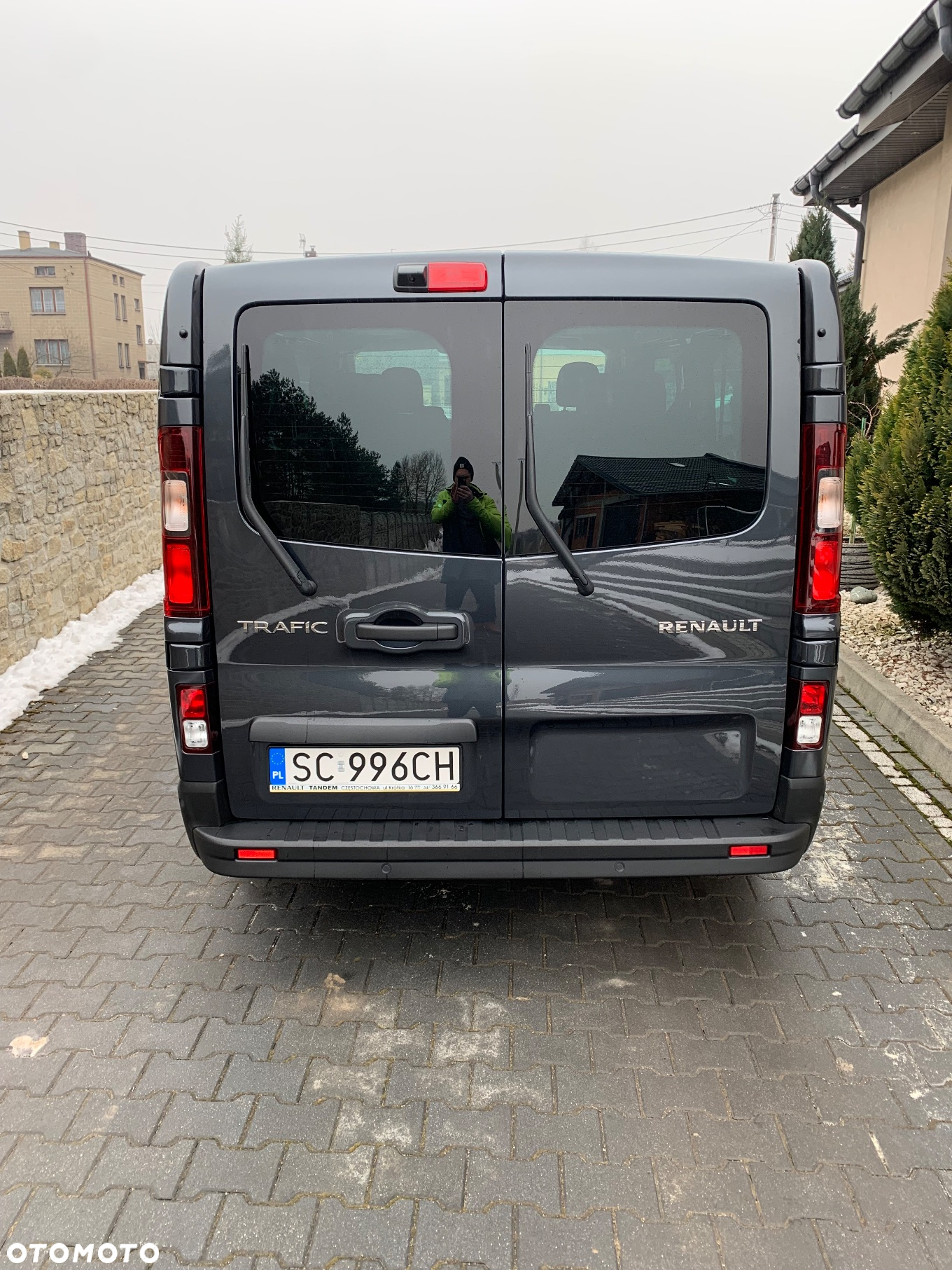 Renault Trafic SpaceClass 2.0 dCi Escapade EDC - 2