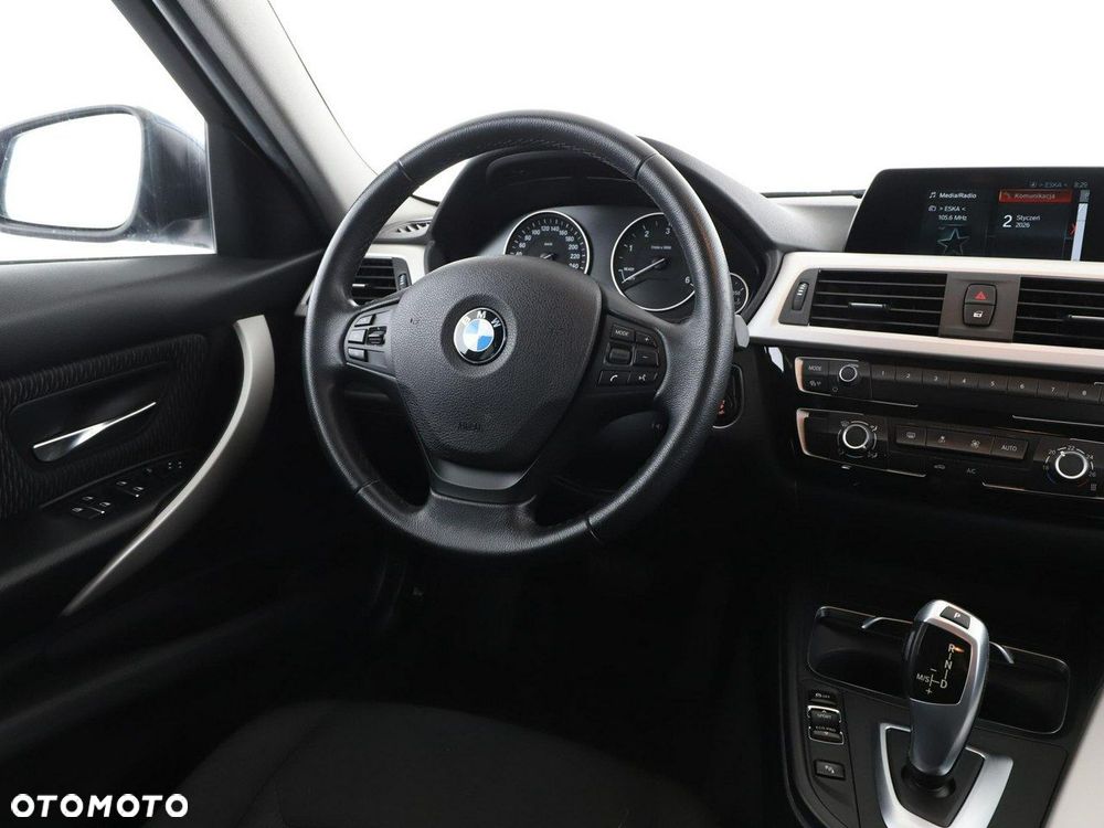 BMW Seria 3 318d Advantage - 17
