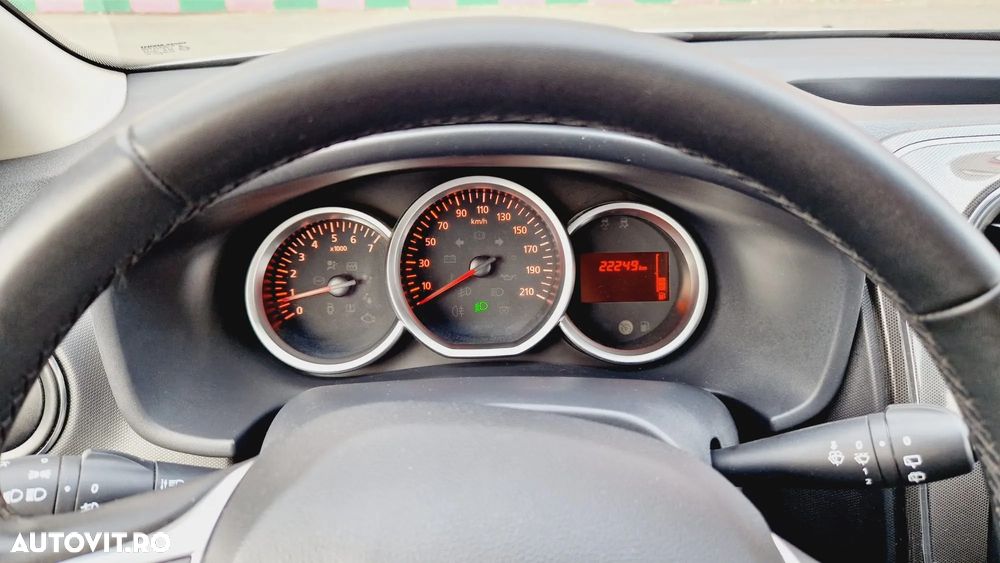 Dacia Sandero Stepway - 8