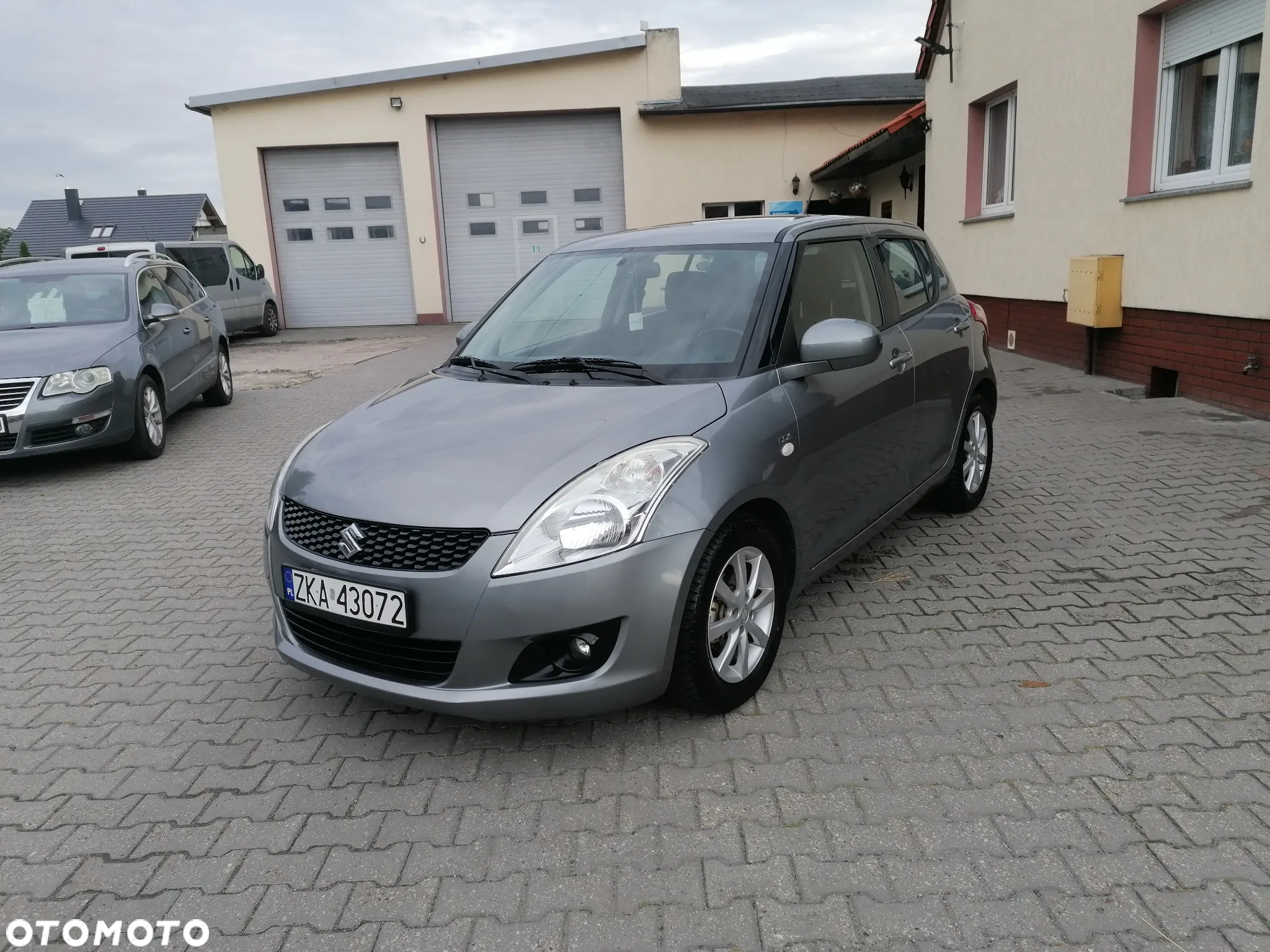 Suzuki Swift - 3
