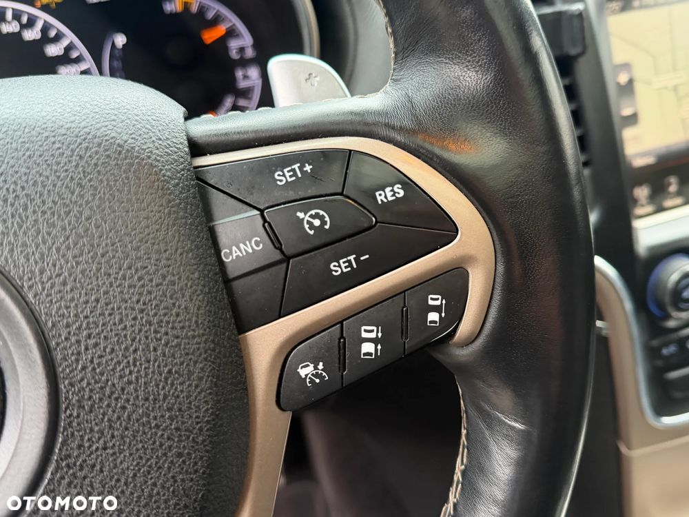 Jeep Grand Cherokee 3.0 CRD Overland - 24