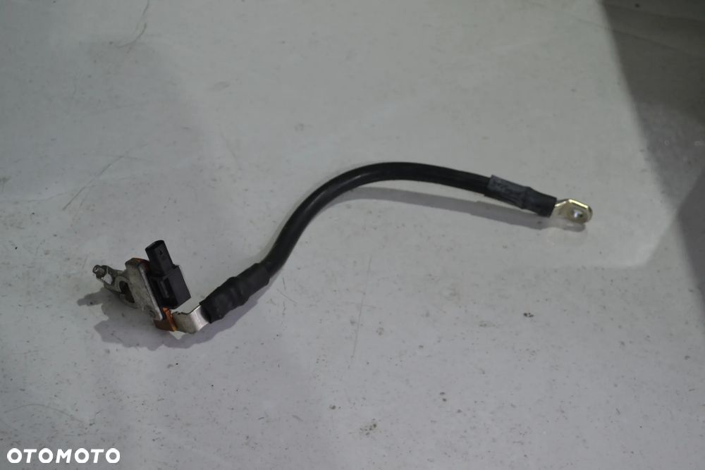 AUDI A4 B8 A5 A6 C7 A7 Q5 Q3 KLEMA MINUSOWA 8T0915181 - 3